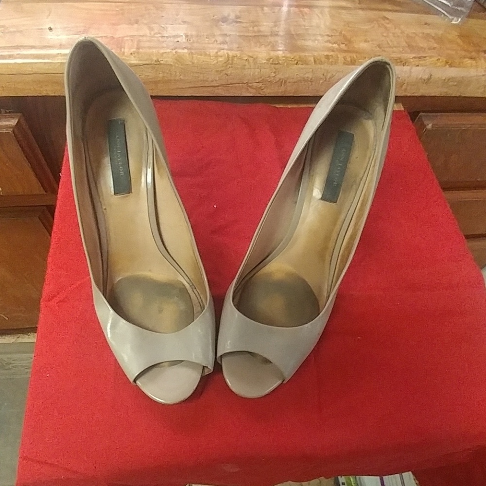 Ann Taylor Open Toe Beige Pumps